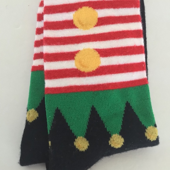 KBELL CHRISTMAS ELF SOCKS NWT SIZES 4-10 - Picture 6 of 8